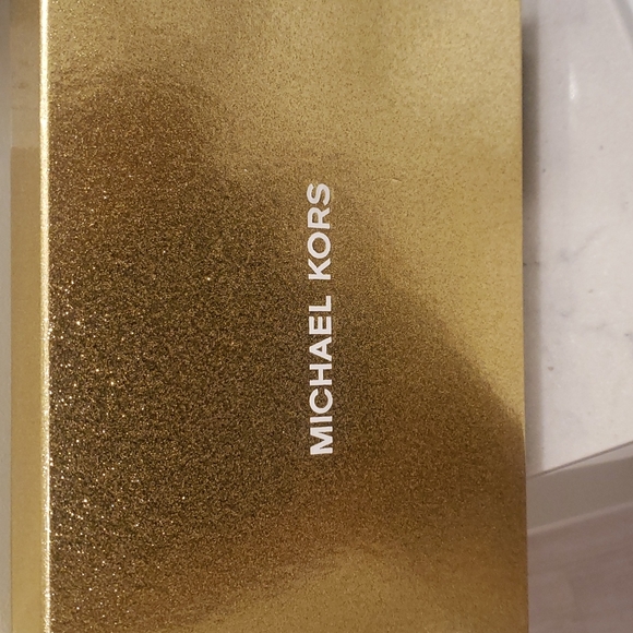 NIB Mk Logo Print Hat and Scarf Set - Picture 3 of 3